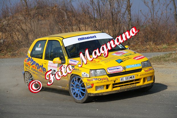933.jpg